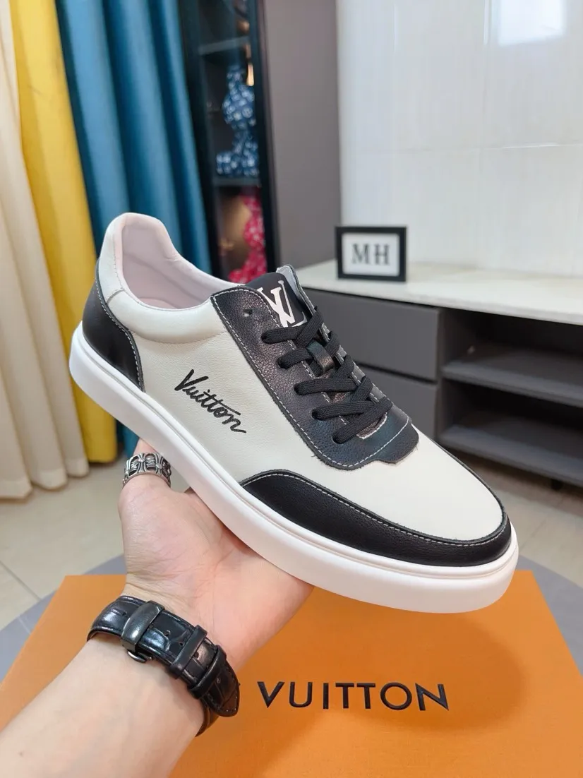 Ex-factory price 440🌹🌹[LV]🌹High-end brand of men's shoes: Official website 1:1 Latest masterpiece: The upper is made of first-layer cowhide imported from Italy with special materials➕made of full genuine leather lining🔥, making walking more convenient and comfortable! Exclusive new style, stunning work [color]! Create a fashionable personality to set off your uniqueness! A must-have for trendy men! Classic🔥Number: 38-44